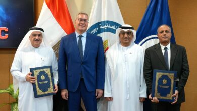 وزارة البترول توقع 3 اتفاقيات جديدة للبحث عن البترول والغاز