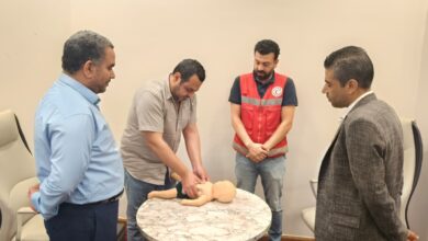 الصحة تُكمل المرحلة السادسة من تدريب العاملين على أجهزة إزالة الرجفان القلب