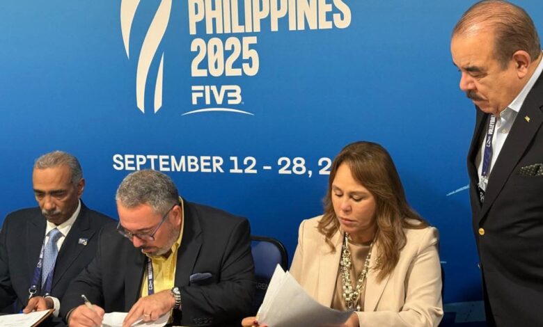 الاتحادان العربي والدولي للكرة الطائرة يوقعان اتفاقية تعاون