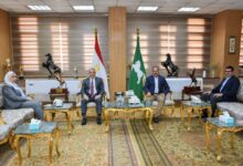 محافظ الشرقية يستقبل محافظ الإسماعيلية لتقديم التهنئة بالعيد القومي