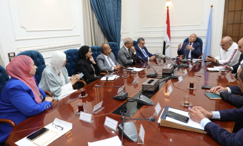 محافظ القاهرة يستقبل وفد بنك المصرف المتحد لبحث سبل التعاون بين المحافظة والبنك