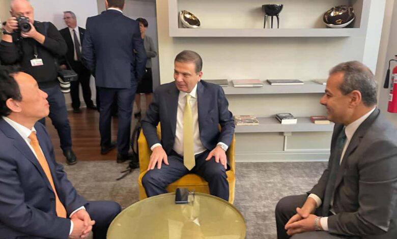 وزير الزراعة يلتقي المدير العام لمنظمة الأغذية والزراعة للأمم المتحدة لبحث سبل تعزيز التعاون المشترك