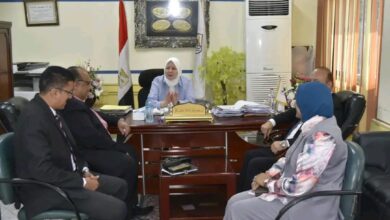 وكيل تعليم بني سويف تستقبل مدير الإدارة العامة للأزمات والكوارث بالوزارة