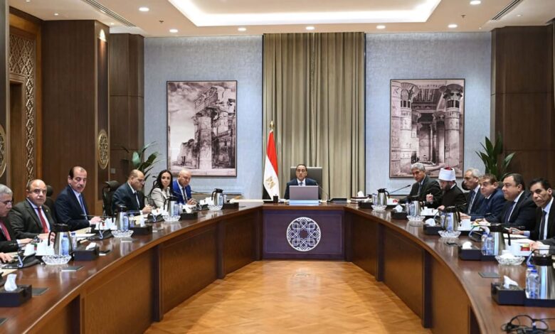 رئيس الوزراء يترأس اجتماع اللجنة العليا للحج