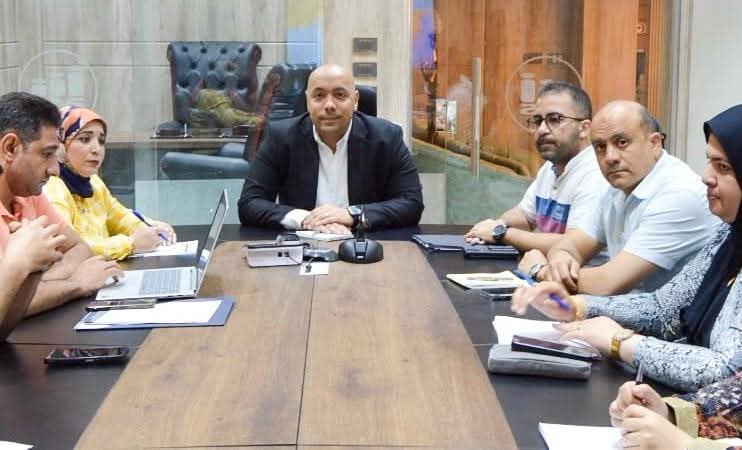 نائب محافظ المنوفية يناقش الفرص الإستثمارية والتيسيرات المقدمة للمستثمرين