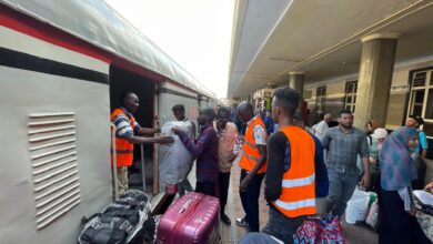 سكك حديد مصر تسيّر الرحلة الخامسة والعشرين ضمن مبادرة العودة الطوعية للأشقاء السودانيين