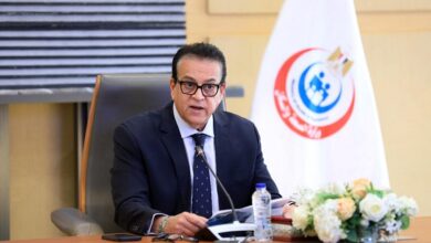 الدكتور خالد عبدالغفار نائب رئيس مجلس الوزراء ووزير الصحة والسكان