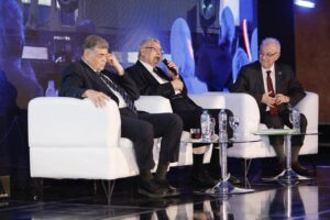 مبادرات ثقافية وإعلامية تتضامن مع غزة وتطالب برفض التطبيع