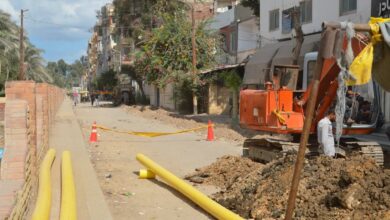 محافظ كفرالشيخ يتابع أعمال حفر وتوصيل شبكة الغاز الطبيعي بمركز مطوبس