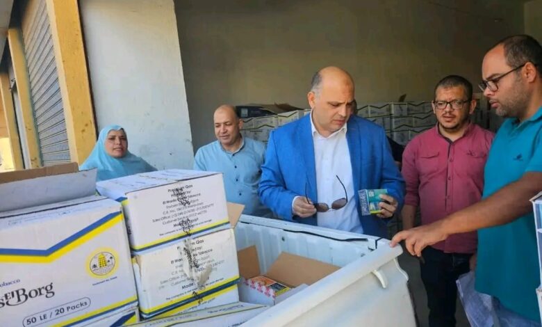 ضبط مخزن معسل مجهول المصدر وعليه علامات التلف