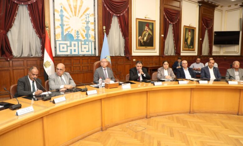 محافظ القاهرة :وضع خطة من أجل التوسع في إقامة أسواق اليوم الواحد