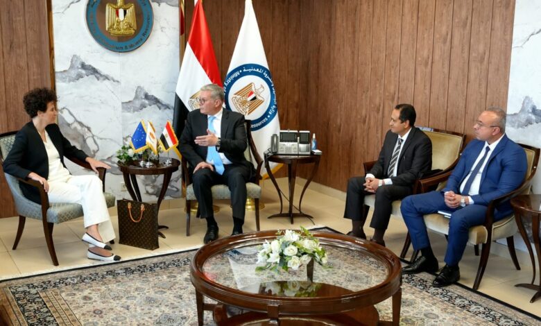 خلال لقاء وزير البترول والسفيرة القبرصية :قبرص تبدي رغبتها بالتعاون مع مصر في قطاع التعدين