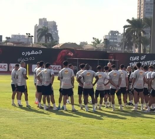 الدنماركى ييس توروب المدير الفني الجديد للأهلي يقود المران الأول مع بحضور معاونيه