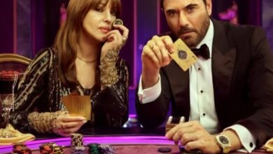 مونيكا بيلوتشي مع الفنان احمد عز وسبع كلاب