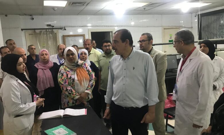 نائب وزير الصحة يتفقد مستشفى الأحرار التعليمي بالشرقية ويوجه بإجراءات عاجلة