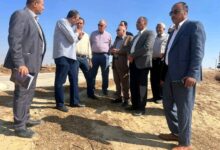 معاينة الموقع المقترح لإنشاء أول مدرسة فنية متخصصة للنباتات الطبية والعطرية