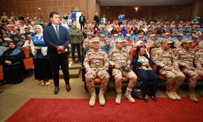 محافظ كفرالشيخ ومدير جمعية المحاربين القدماء يشهدان احتفالية القوات المسلحة