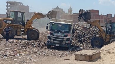 وحدة التدخل السريع بالشرقية ترفع ١٩ألف طن قمامة ومخلفات المبانى