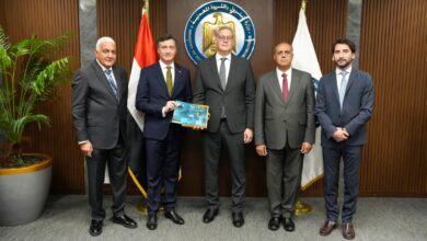 وزاره البترول:مصر تمد التزام خليج السويس ودلتا النيل مع إيني الإيطالية حتى عام 2040