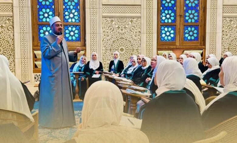 ختام فعاليات الدورات التدريبية للواعظات بمسجد العلي العظيم