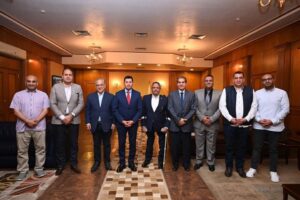 جهاز مدينة الشروق يرفع كفاءة شارع البطل "عصام زيدان"