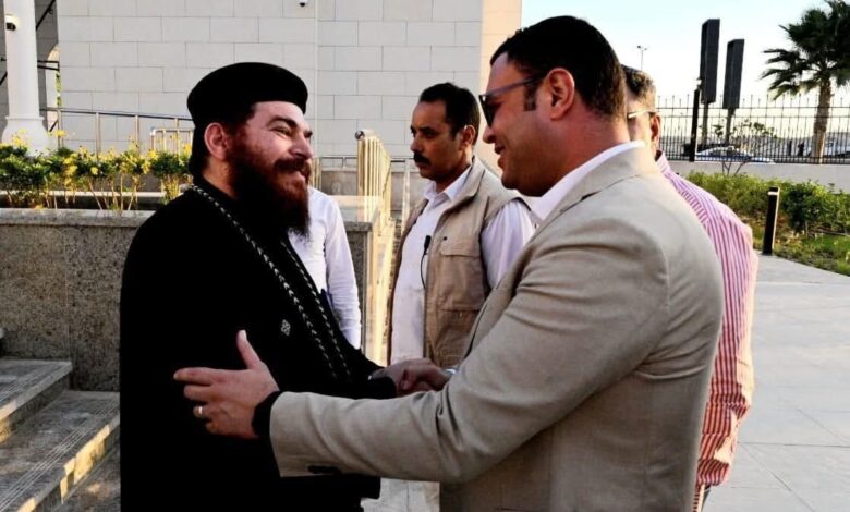 وزير الإسكان : يختتم جولته اليوم بتفقد مشروع "سكن لكل المصريين" و"كوبري C3"