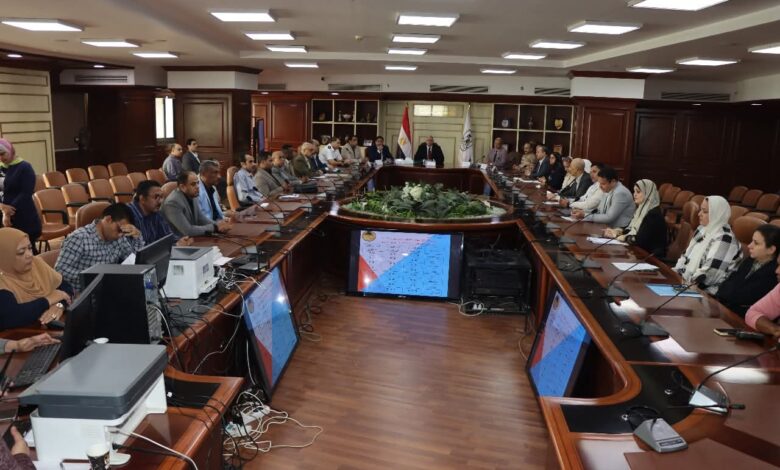 محافظ بني سويف يتابع"من غرفة العمليات انتظام التصويت في اليوم الأول لانتخابات مجلس النُوّاب 2025