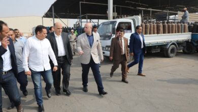 محافظ بني سويف يتفقد مصنع غاز النيل لتعبئة وتوزيع إسطوانات البوتاجاز