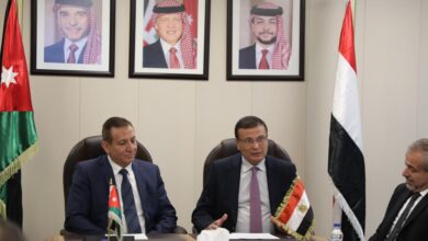وزير الزراعة : يبحث مع نظيره الأردني تعزيز التعاون الزراعي المشترك