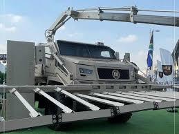 مفاجأة إيديكس 2025" كاسحة ألغام "صنع في مصر" تخطف الأنظار و"المدرعة VIP"