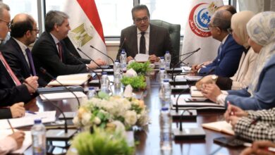 وزير الصحة يتابع تطورات الاتفاقيات الدولية لإنشاء مصنع اللقاحات متعدد المراحل