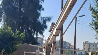 صيانة واصلاح كشافات الانارة العامة بقلين