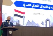 وزير الصناعة والنقل يشارك بفعاليات منتدى الأعمال المصري العماني بالعاصمة مسقط
