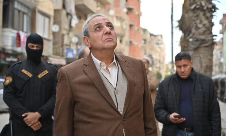 محافظ الغربية يقود حملة مكبرة لإزالة مخالفات البناء بالمحلة