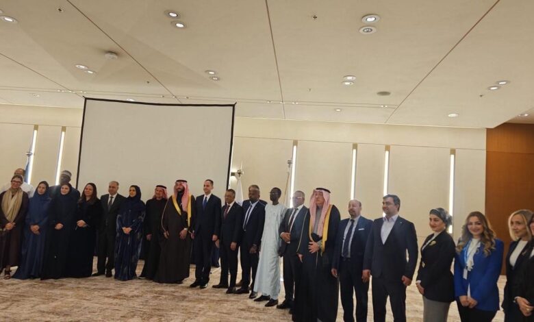 الصحة تشارك في مائدة مستديرة حول دور التمويل الإسلامي لتعزيز الاستثمار بالصحة العالمية