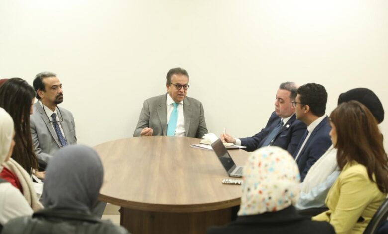 وزير الصحة يطالب :باستخدام أحدث الأدوات التكنولوجية في رصد الشائعات والرد عليها