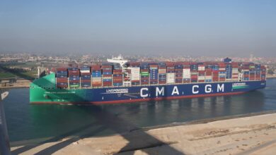 لأول مرة منذ عامين .. قناة السويس تشهد عبور إحدى أكبر سفن الحاويات في العالم