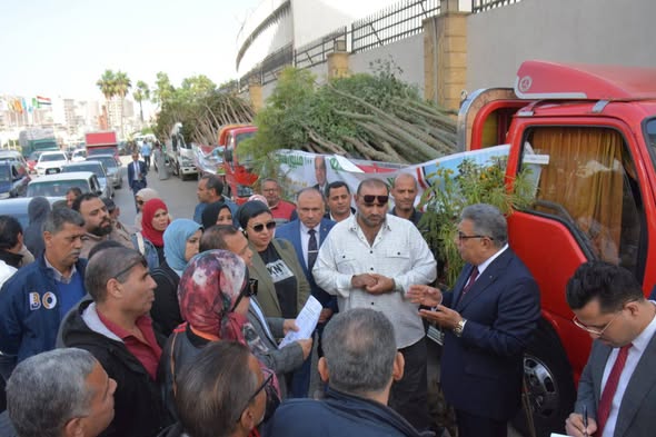 الدقهلية تستلم الدفعة الرابعة من الأشجار ضمن مبادرة "100 مليون شجرة"