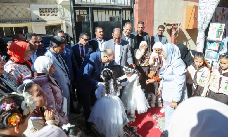 محافظ كفرالشيخ : يتفقد معرض الأنشطة لطلاب ذوي الهمم بمدرسة النور للمكفوفين