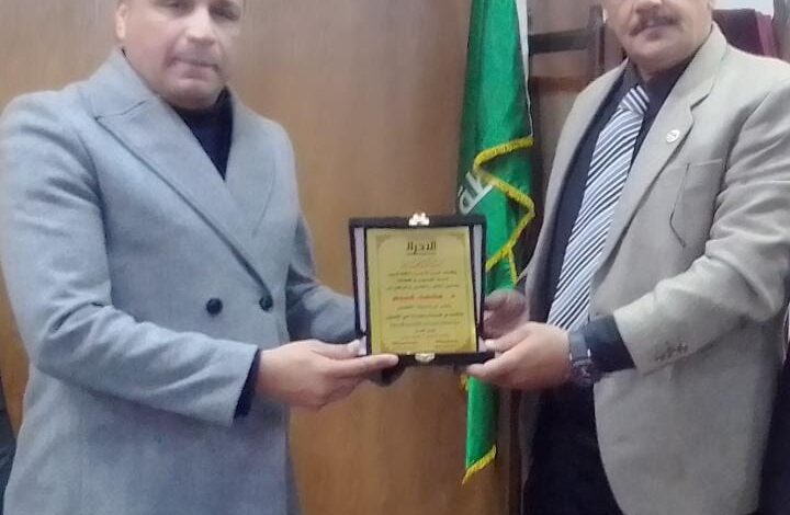 أمين الخصوص والخانكة بحزب الأحرار الاشتراكيين يشكر رئيس مجلس مدينة الخصوص