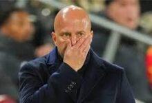 إقالة آرنى سلوت من تدريب ليفربول وتشابي ألونسو أبرز الأسماء المطروحة