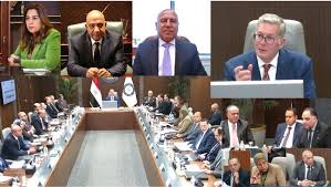 قطاع البترول يكثف الجهود لتوطين صناعة منتج PVC المستخدم في الوثائق المؤمنة