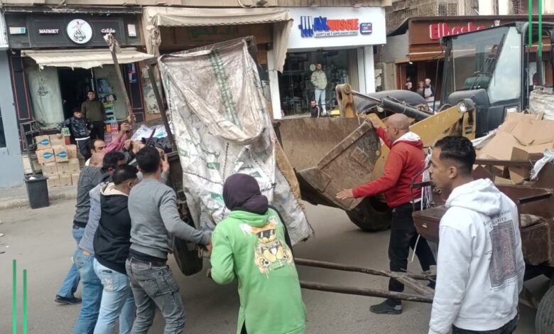 حملة مكبرة للقضاء على ظاهرة نباشي القمامة بمدينة الزقازيق