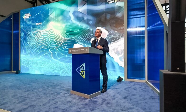 وزير البترول والثروة المعدنية يفتتح جلسة الترويج للتعدين المصري