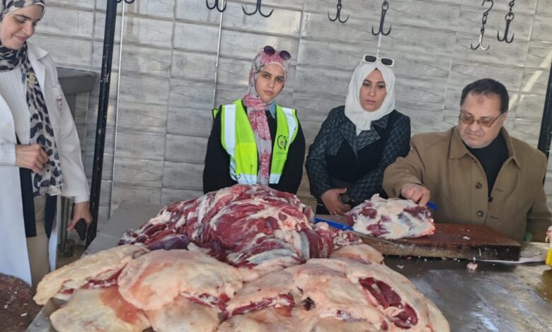 ضبط 26,2 طن مواد عذائية واسمدة مجهولة المصدر بالشرقية