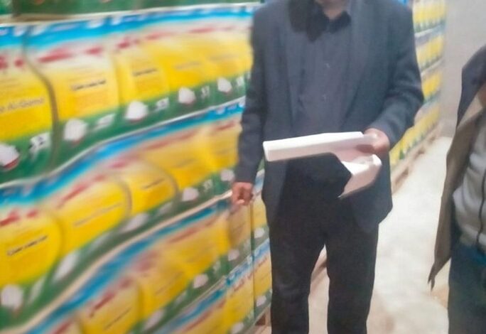 ضبط زيت سيارات و20 طن سكر و29,600طن مواد غذائية بالشرقية