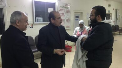 نائب وزير الصحة : إحالة إدارة مستشفى إمبابة العام والمتغيبين للتحقيق