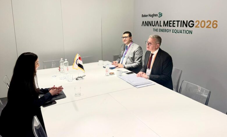 وزير البترول يبحث مع رئيسة "تيسن كروب" العالمية تعزيز التعاون في مشروعات خفض الانبعاثات الكربونية