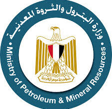 نجاح حفر بئرين جديدتين لإنتاج البترول والغاز بحقول عجيبة بالصحراء الغربية