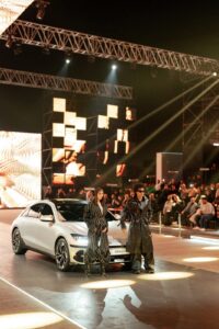 هيونداي تكشف عن IONIQ 9 الجديدة كليًا… وتحول سقارة إلى منصة عالمية لتجربة "The Living Pixels"